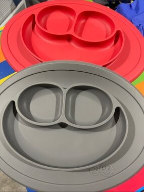 2 ezpz suction plates used condition